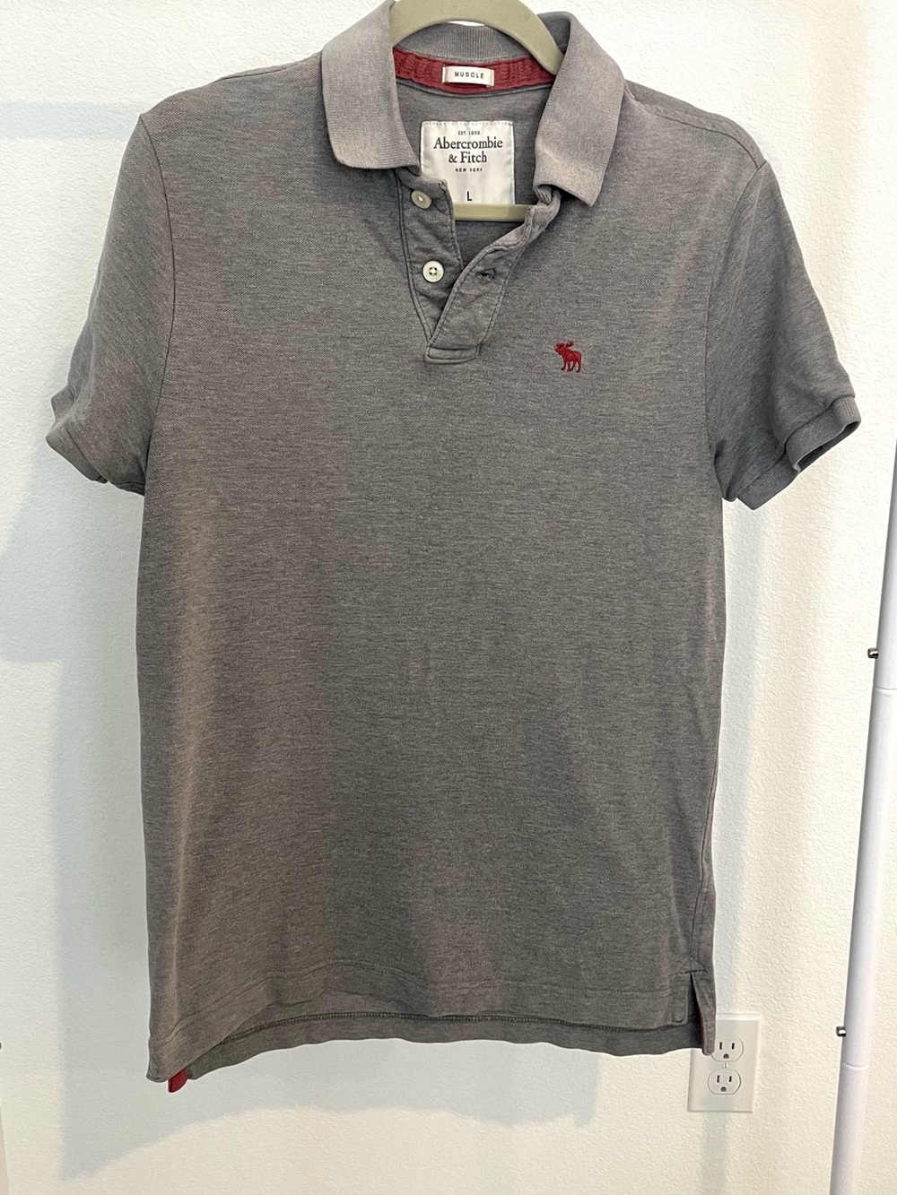 Abercrombie & Fitch Men's L Gray Muscle Polo Shirt with Red Logo